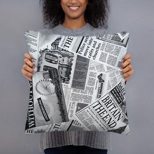 Dekoratyvinė pagalvė "Laikraštis"