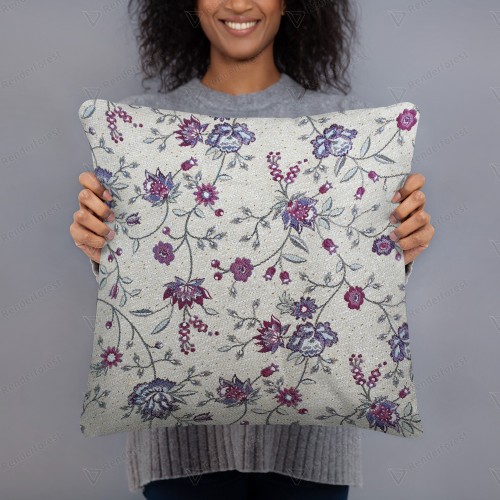 Dekoratyvinė pagalvė "Violetinės gėlės"