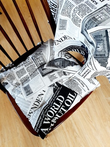 Kėdės pagalvėlė "Laikraštis"