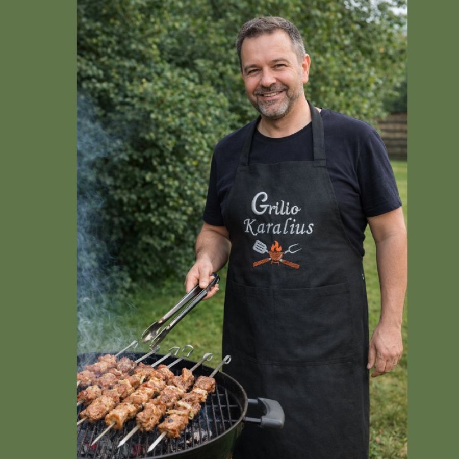 Siuvinėta prijuostė „Grilio karalius“ Siuvinėta prijuostė „Grilio karalius“