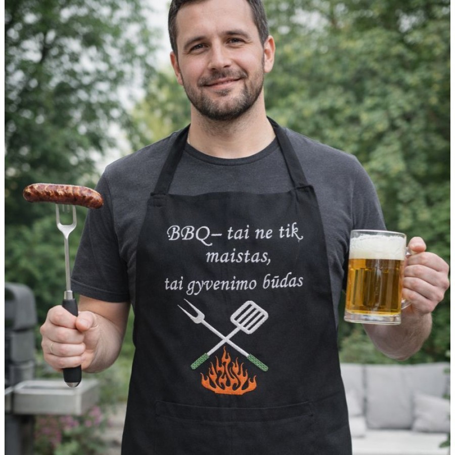 Siuvinėta juoda  prijuostė „BBQ – tai ne tik maistas, tai gyvenimo būdas“