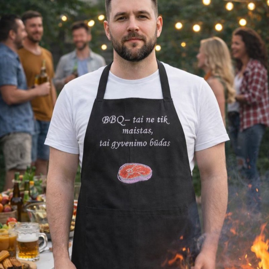Siuvinėta juoda prijuostė „BBQ – tai ne tik maistas, tai gyvenimo būdas“ Siuvinėta juoda prijuostė „BBQ – tai ne tik maistas, tai gyvenimo būdas“