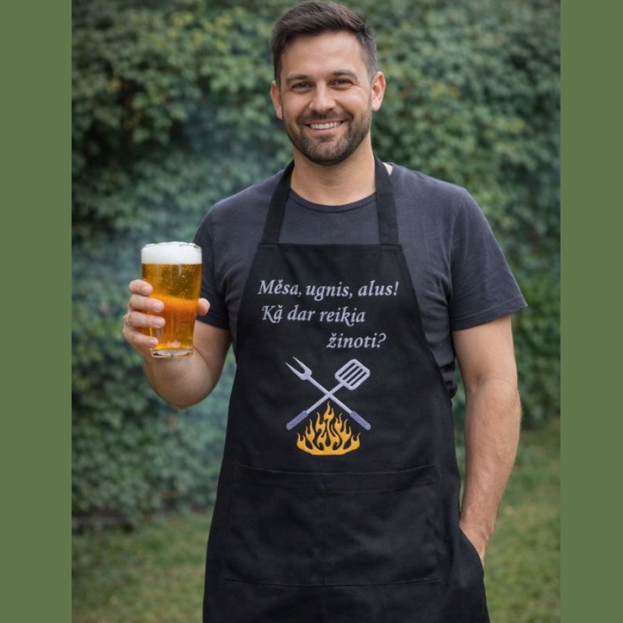 Siuvinėta juodos medvilnės BBQ prijuostė „Mėsa, ugnis, alus! Ką dar reikia žinoti?“