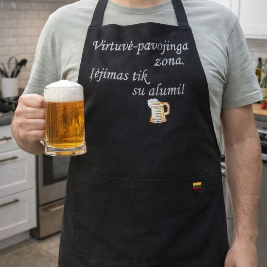 Siuvinėta juodos medvilnės prijuostė „Virtuvė – pavojinga zona“