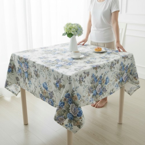 Staltiesė "Mėlynos rožės"